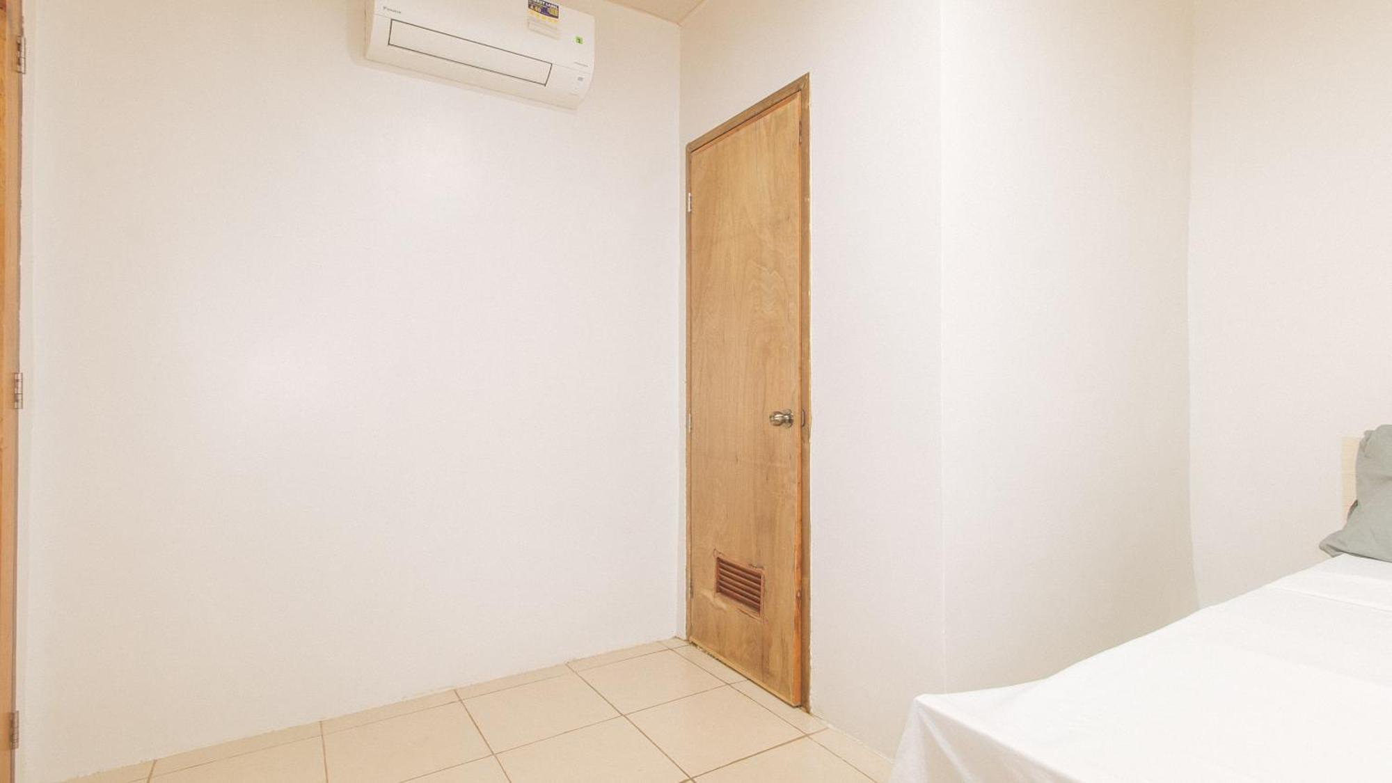 Cozy Cove Inn By Reddoorz Bacolod Exterior photo